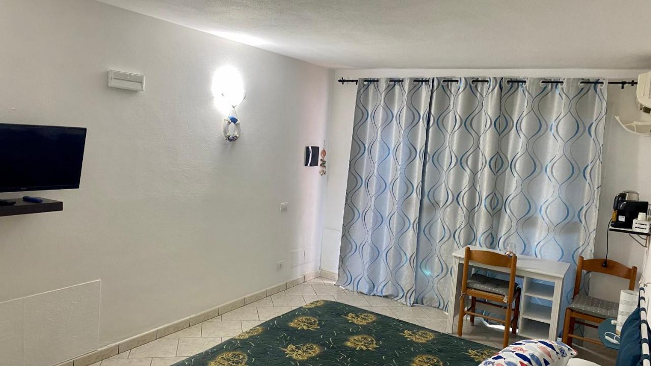 Bed and Breakfast L'Oasi Di Chia Zewnętrze zdjęcie